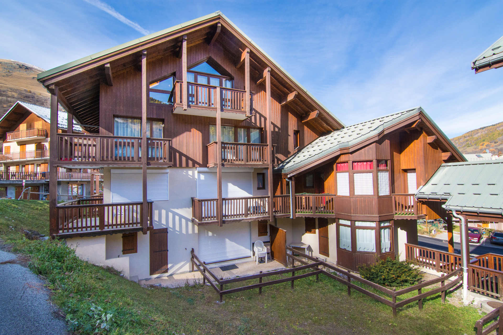 Chalet De Tigny Clematite