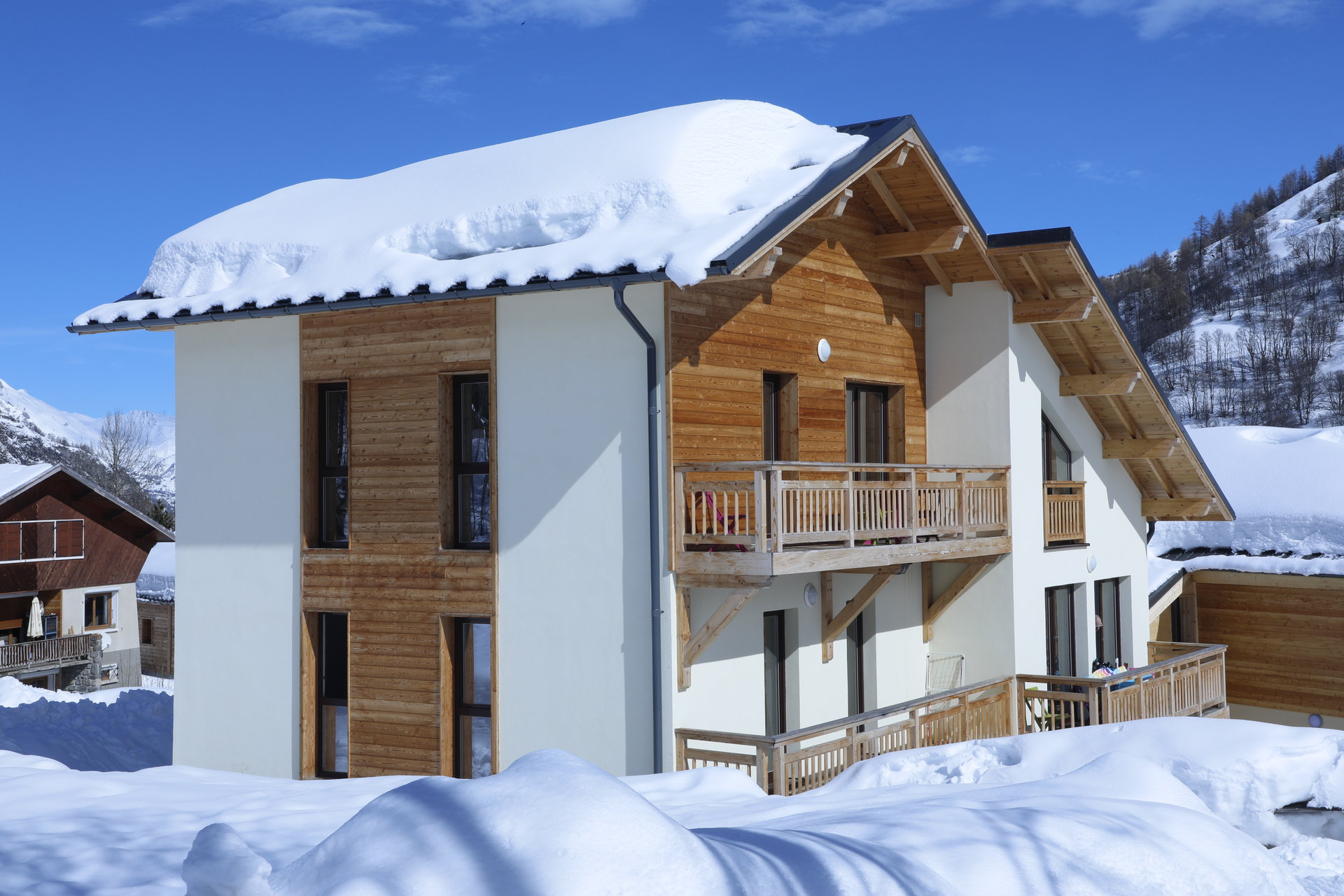 Les Chalets Du Grand Galibier