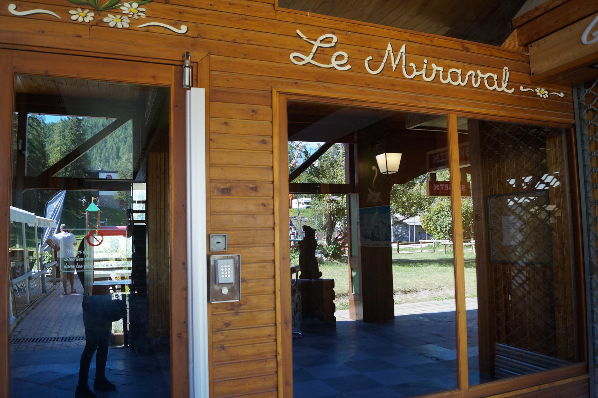 Le Miraval