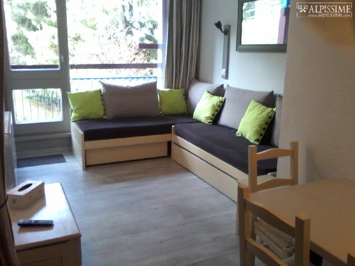 location-studio-Arc-1800-Charvet-5-personnes-1165-1-Alpissime location-studio-Arc-1800-Charvet-5-personnes-1165-1-Alpissime