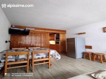 location-studio-Arc-1800-Charvet-5-personnes-1331-3-Alpissime location-studio-Arc-1800-Charvet-5-personnes-1331-3-Alpissime