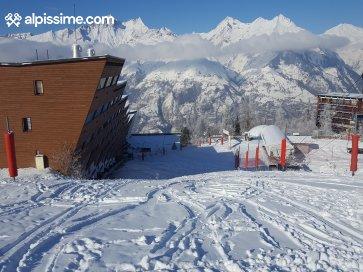 location-studio-Arc-1600-Station-4-personnes-1335-4-Alpissime