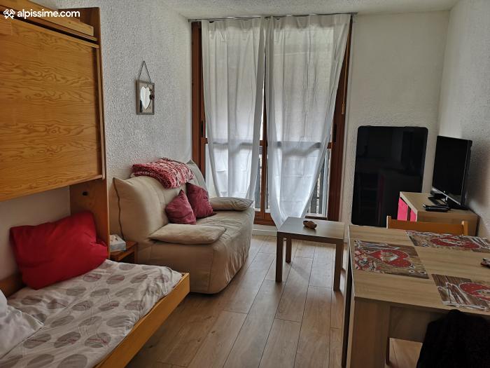 location-studio-Val-d'Allos-La-Foux-4-personnes-1379-2-Alpissime location-studio-Val-d'Allos-La-Foux-4-personnes-1379-2-Alpissime