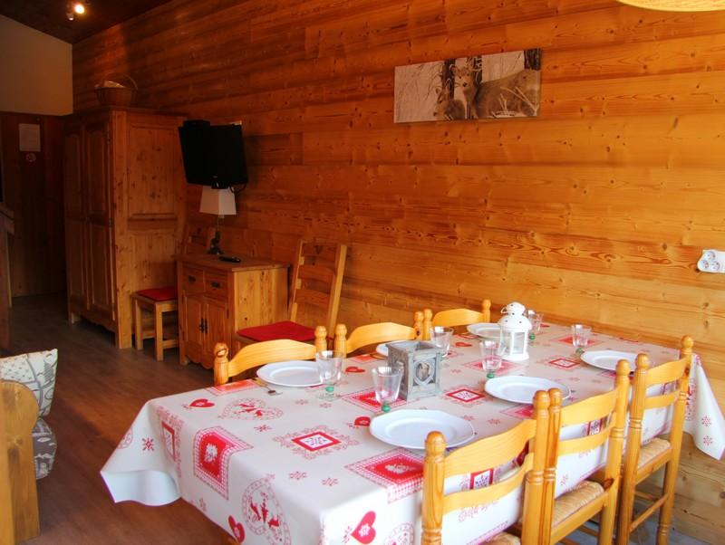 location-appartement-La-Clusaz-7-personnes-1989-2-Alpissime location-appartement-La-Clusaz-7-personnes-1989-2-Alpissime