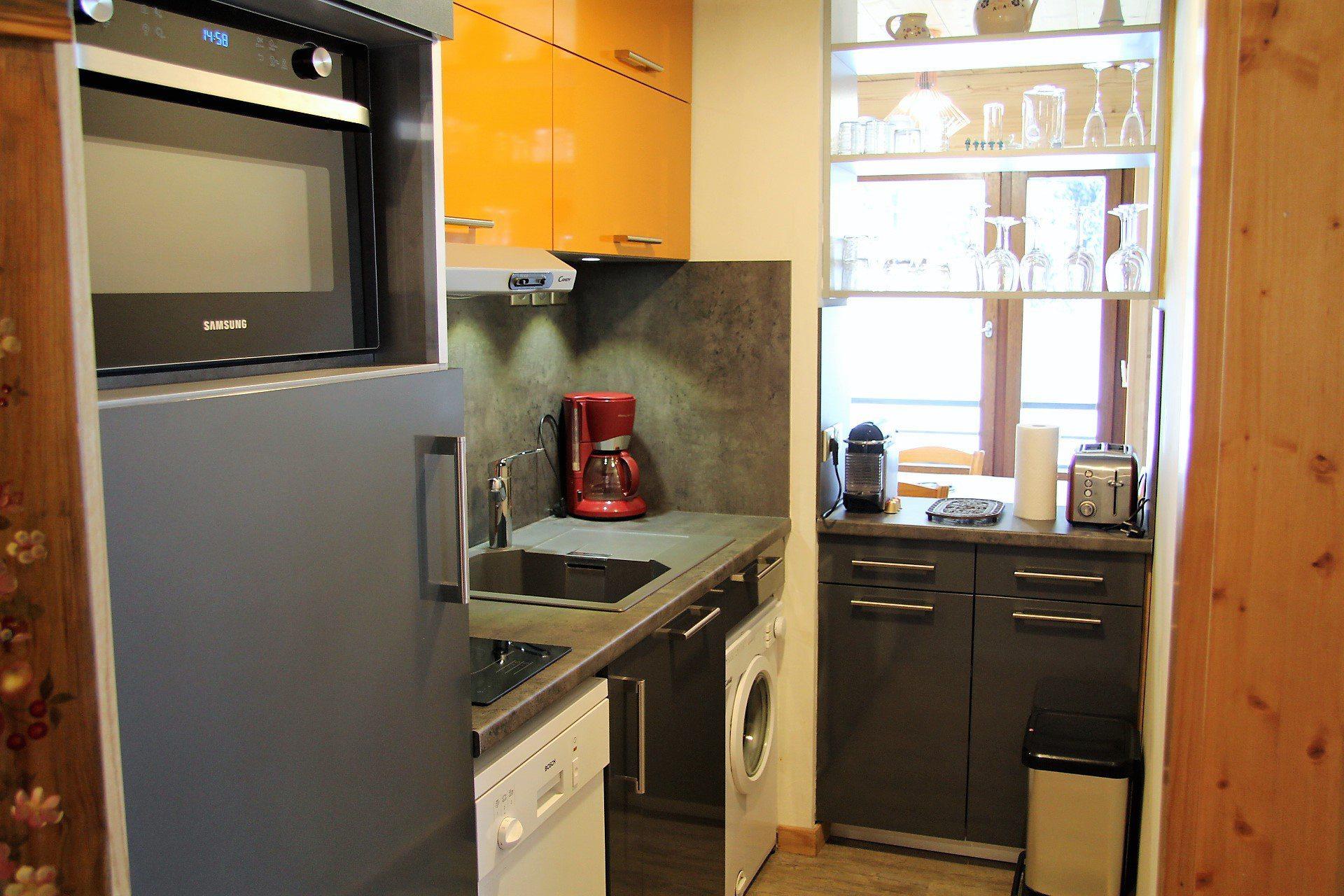 location-appartement-La-Clusaz-6-personnes-2013-3-Alpissime