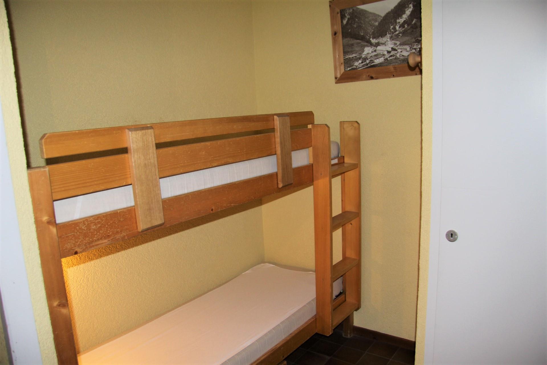 location-appartement-La-Clusaz-6-personnes-2030-5-Alpissime location-appartement-La-Clusaz-6-personnes-2030-5-Alpissime