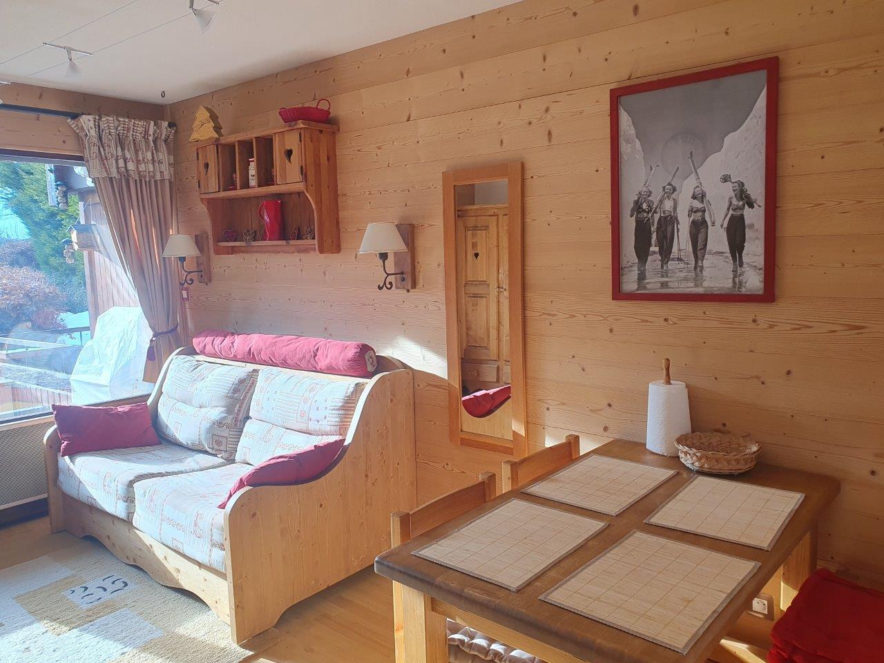 location-appartement-La-Clusaz-5-personnes-2043-2-Alpissime location-appartement-La-Clusaz-5-personnes-2043-2-Alpissime