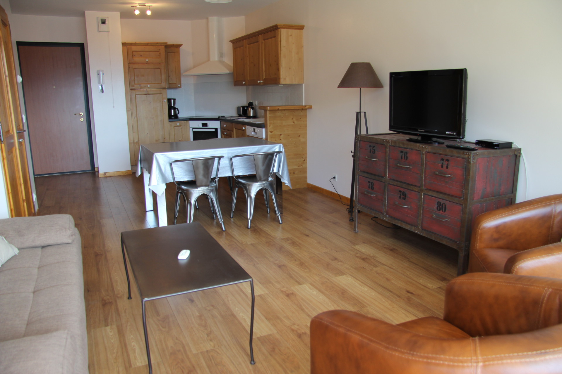 location-appartement-Saint-Jean-de-Sixt-4-personnes-2076-1-Alpissime location-appartement-Saint-Jean-de-Sixt-4-personnes-2076-1-Alpissime