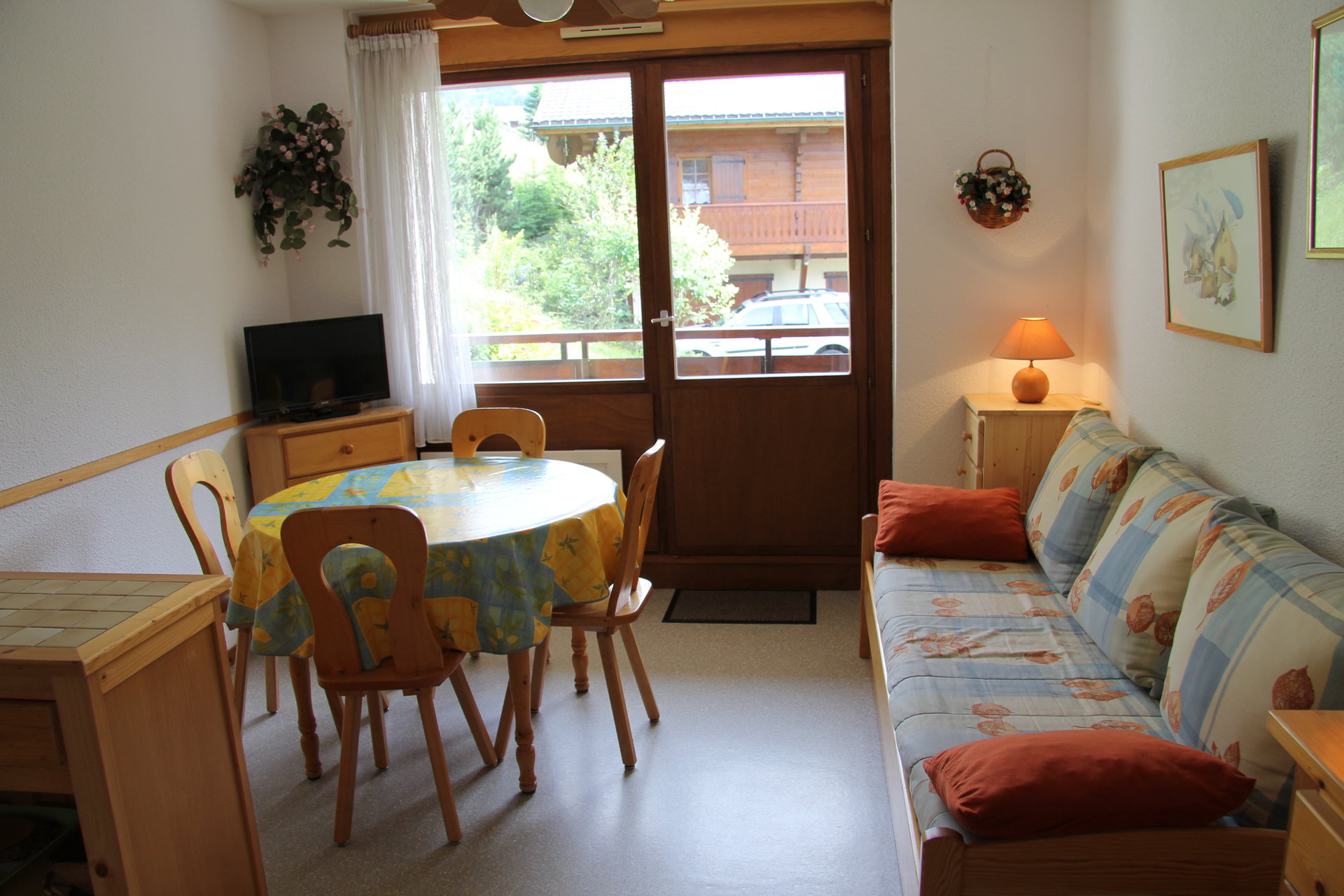 location-appartement-La-Clusaz-4-personnes-2082-1-Alpissime location-appartement-La-Clusaz-4-personnes-2082-1-Alpissime
