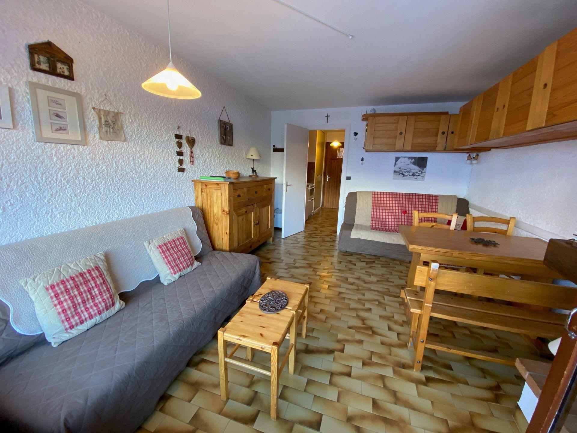location-studio-La-Clusaz-4-personnes-2083-2-Alpissime location-studio-La-Clusaz-4-personnes-2083-2-Alpissime