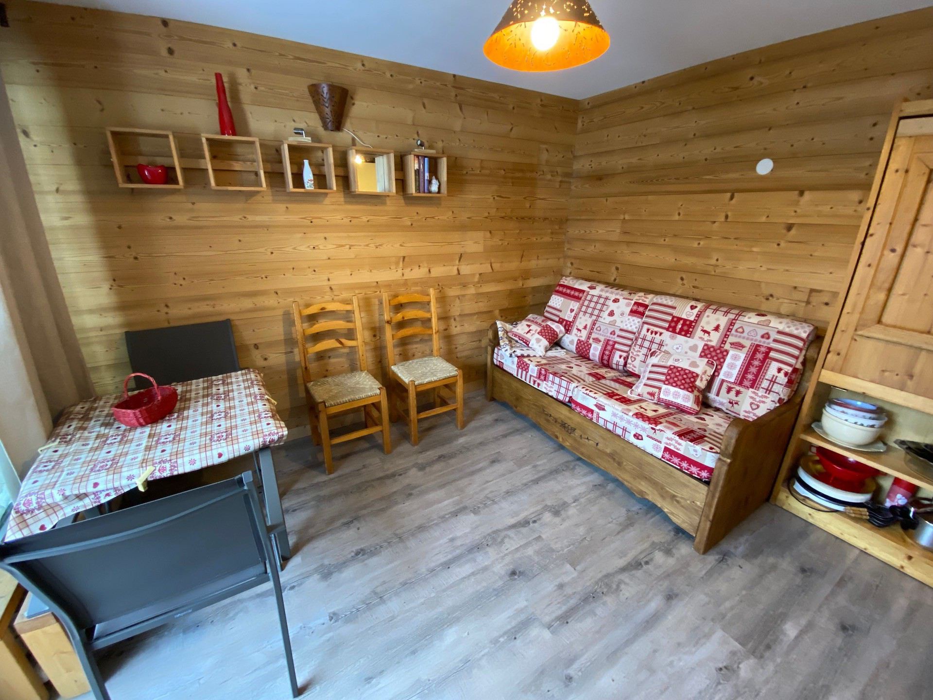 location-studio-La-Clusaz-2-personnes-2088-1-Alpissime location-studio-La-Clusaz-2-personnes-2088-1-Alpissime