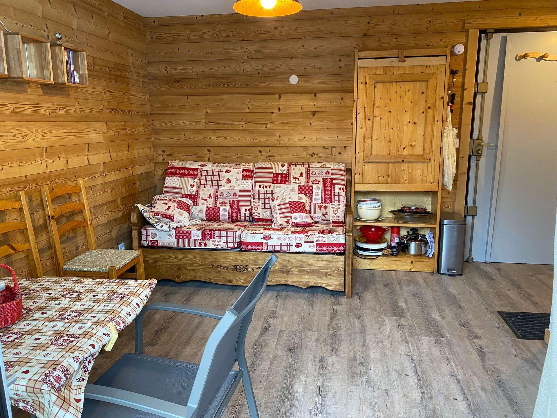 location-studio-La-Clusaz-2-personnes-2088-2-Alpissime location-studio-La-Clusaz-2-personnes-2088-2-Alpissime
