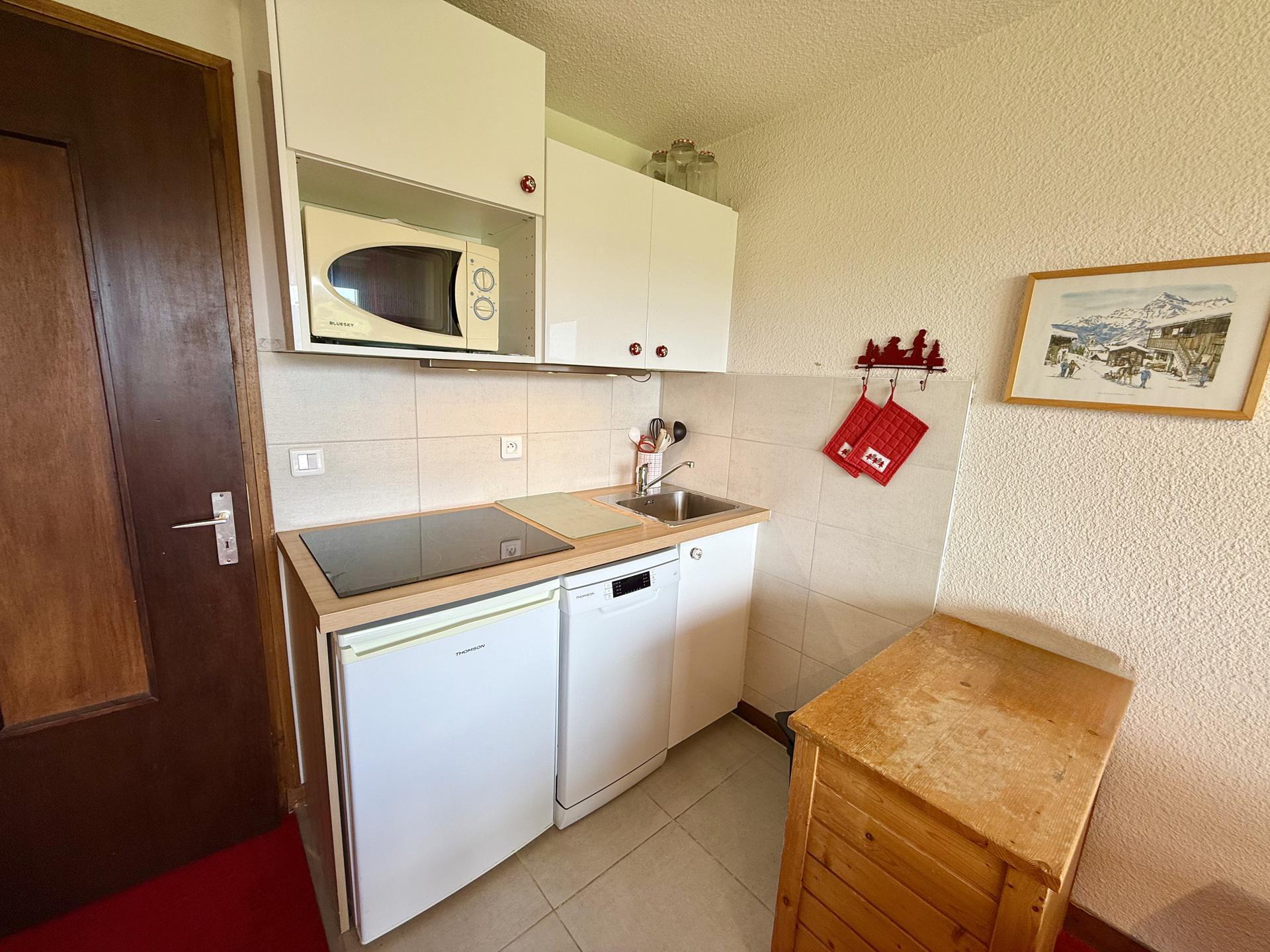 location-studio-Notre-Dame-de-Bellecombe-1450-4-personnes-2107-4-Alpissime location-studio-Notre-Dame-de-Bellecombe-1450-4-personnes-2107-4-Alpissime