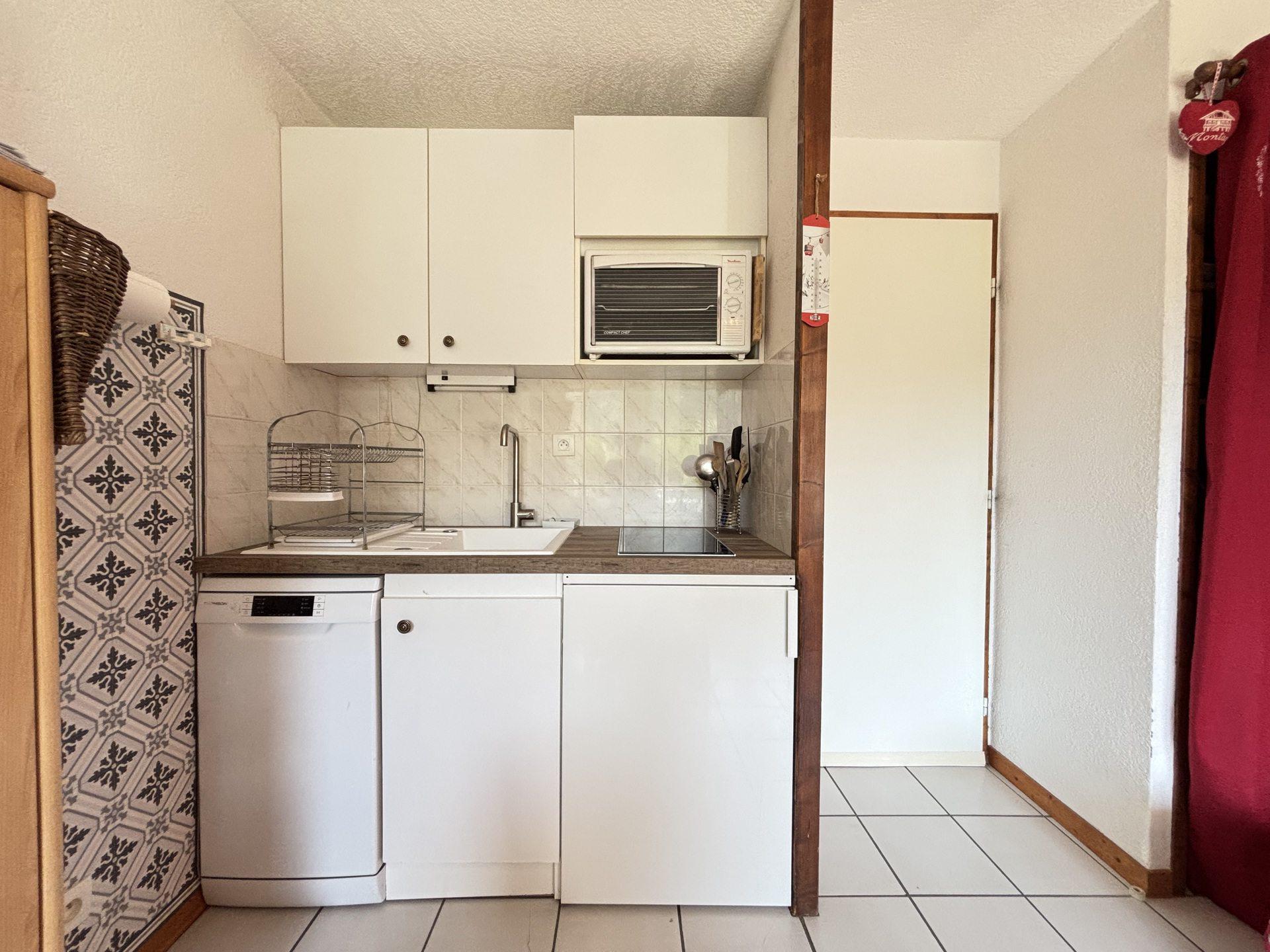 location-appartement-Notre-Dame-de-Bellecombe-1150-4-personnes-2121-3-Alpissime location-appartement-Notre-Dame-de-Bellecombe-1150-4-personnes-2121-3-Alpissime