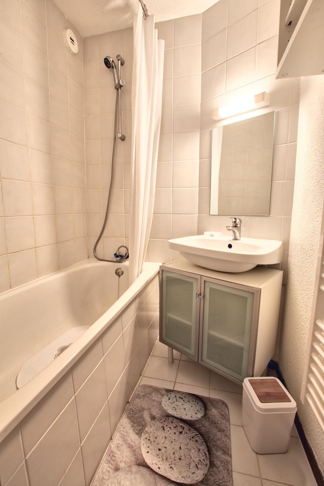 location-appartement-Notre-Dame-de-Bellecombe-1150-5-personnes-2162-4-Alpissime location-appartement-Notre-Dame-de-Bellecombe-1150-5-personnes-2162-4-Alpissime