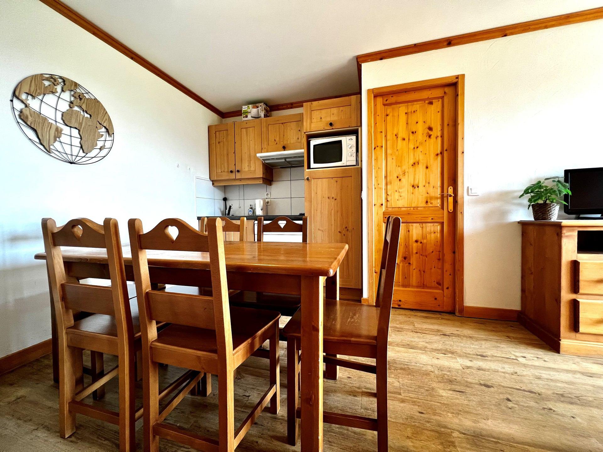 location-appartement-Notre-Dame-de-Bellecombe-1150-6-personnes-2169-3-Alpissime location-appartement-Notre-Dame-de-Bellecombe-1150-6-personnes-2169-3-Alpissime