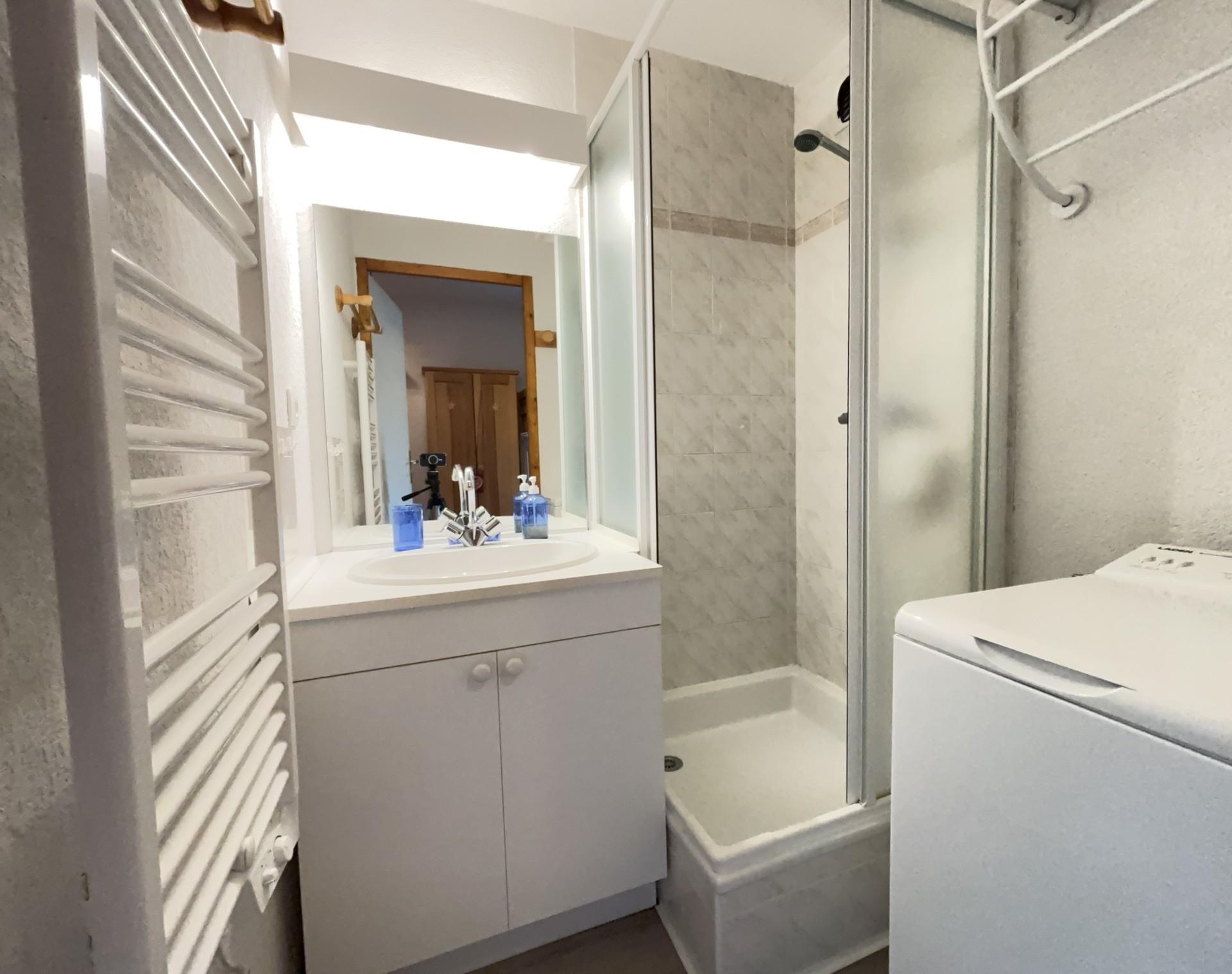 location-appartement-Notre-Dame-de-Bellecombe-1150-4-personnes-2185-5-Alpissime location-appartement-Notre-Dame-de-Bellecombe-1150-4-personnes-2185-5-Alpissime