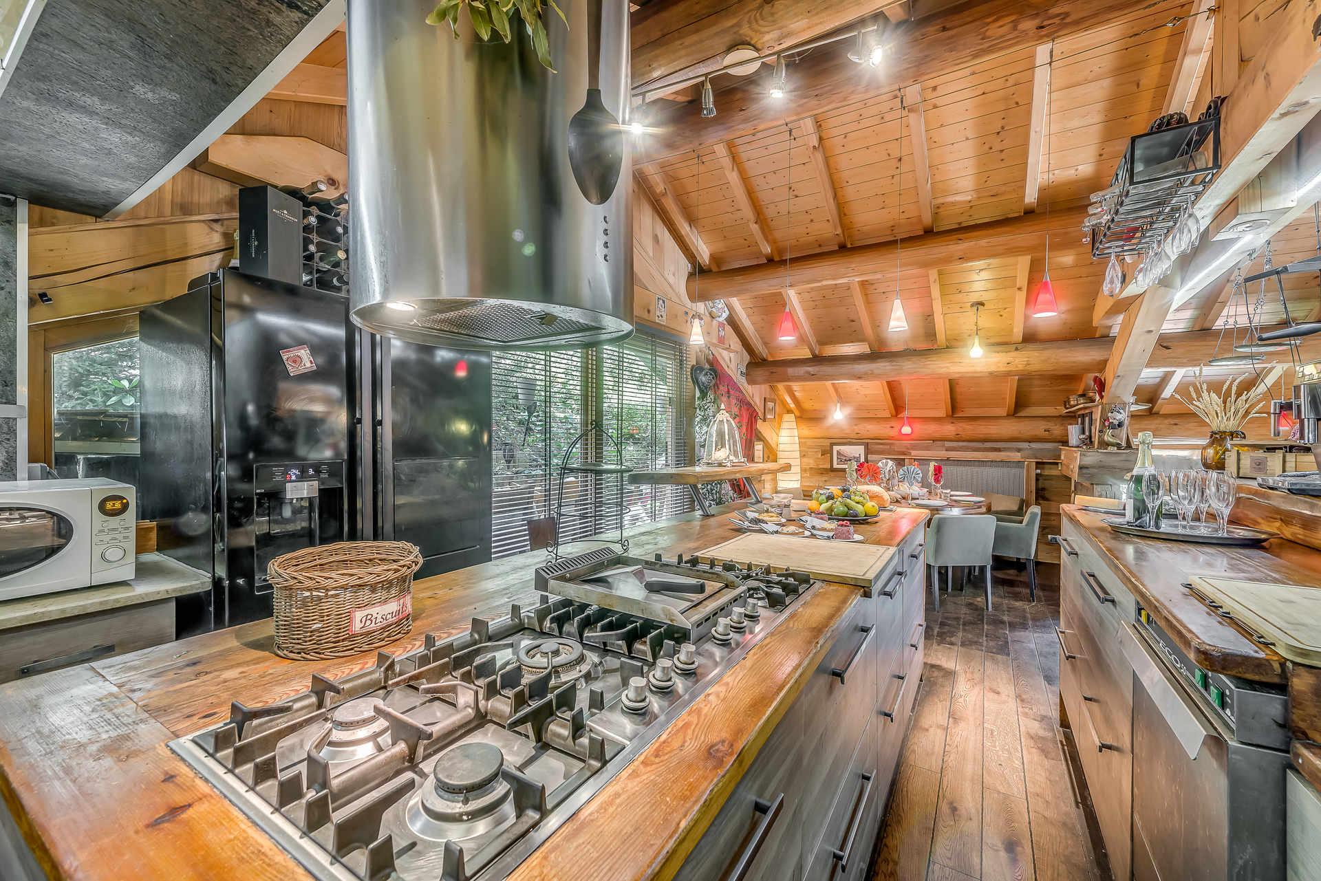 location-chalet-Tignes-1550-Les-Brévières-15-personnes-2222-4-Alpissime location-chalet-Tignes-1550-Les-Brévières-15-personnes-2222-4-Alpissime