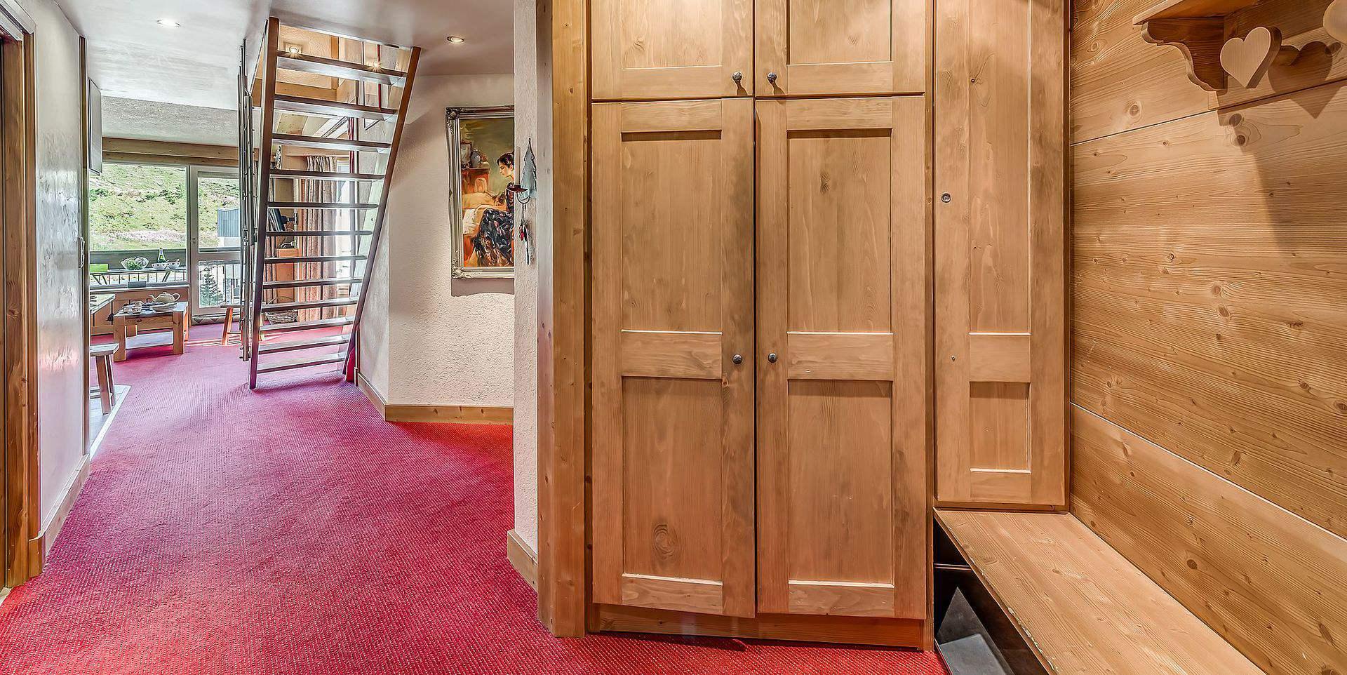 location-appartement-Tignes-Val-Claret-7-personnes-2292-2-Alpissime location-appartement-Tignes-Val-Claret-7-personnes-2292-2-Alpissime