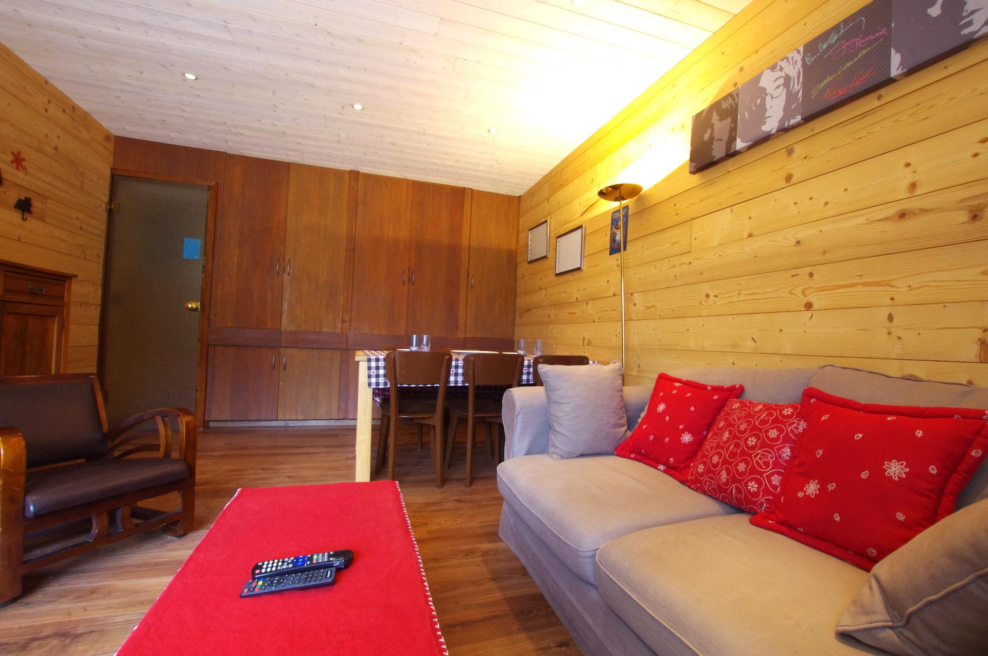 location-appartement-Tignes-1550-Les-Brévières-5-personnes-2306-5-Alpissime location-appartement-Tignes-1550-Les-Brévières-5-personnes-2306-5-Alpissime