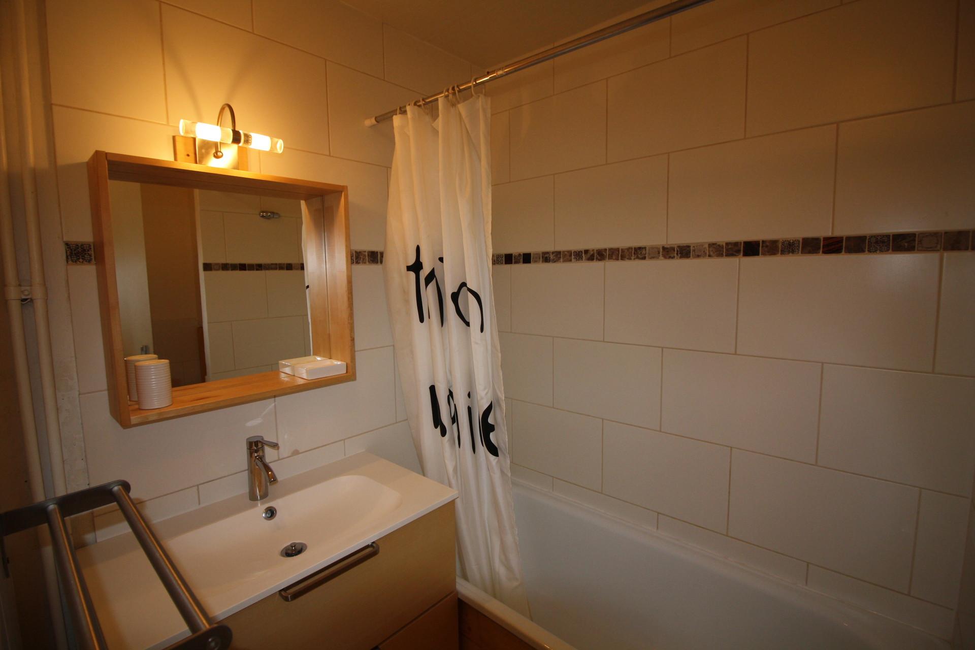 location-studio-Tignes-1550-Les-Brévières-4-personnes-2326-5-Alpissime location-studio-Tignes-1550-Les-Brévières-4-personnes-2326-5-Alpissime