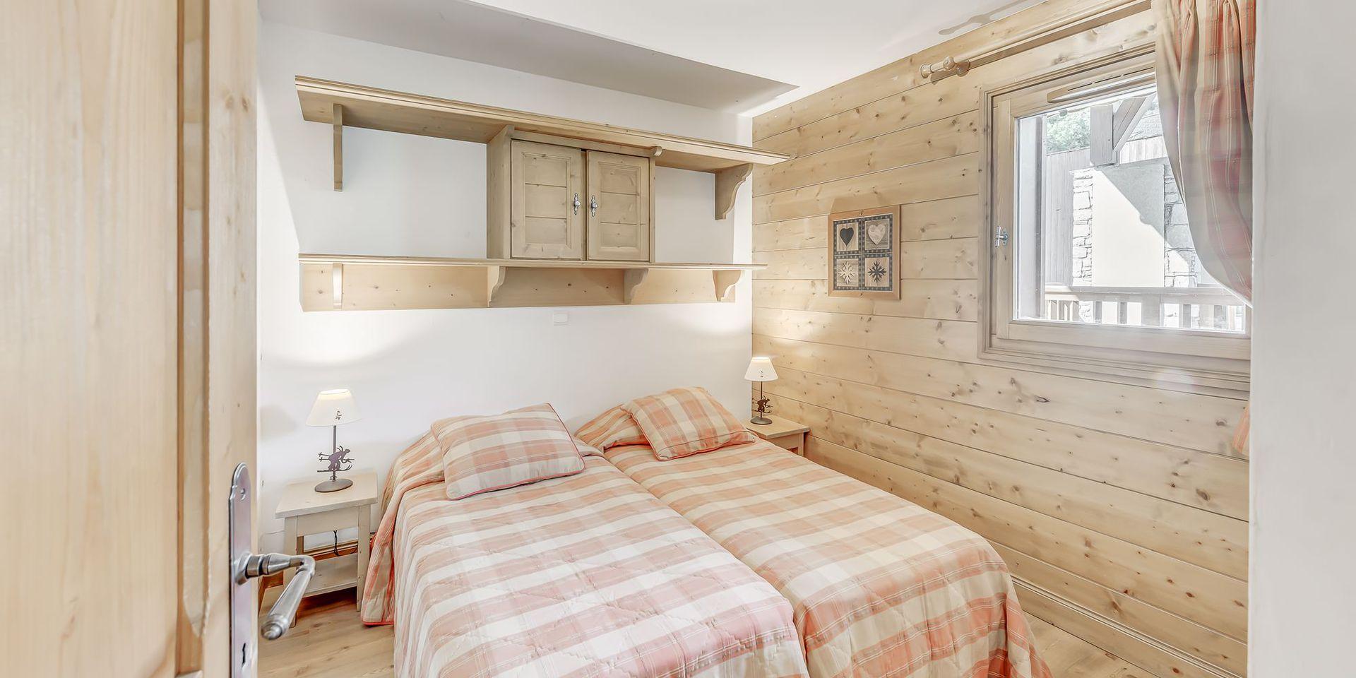 location-appartement-Champagny-en-Vanoise-8-personnes-2367-5-Alpissime location-appartement-Champagny-en-Vanoise-8-personnes-2367-5-Alpissime