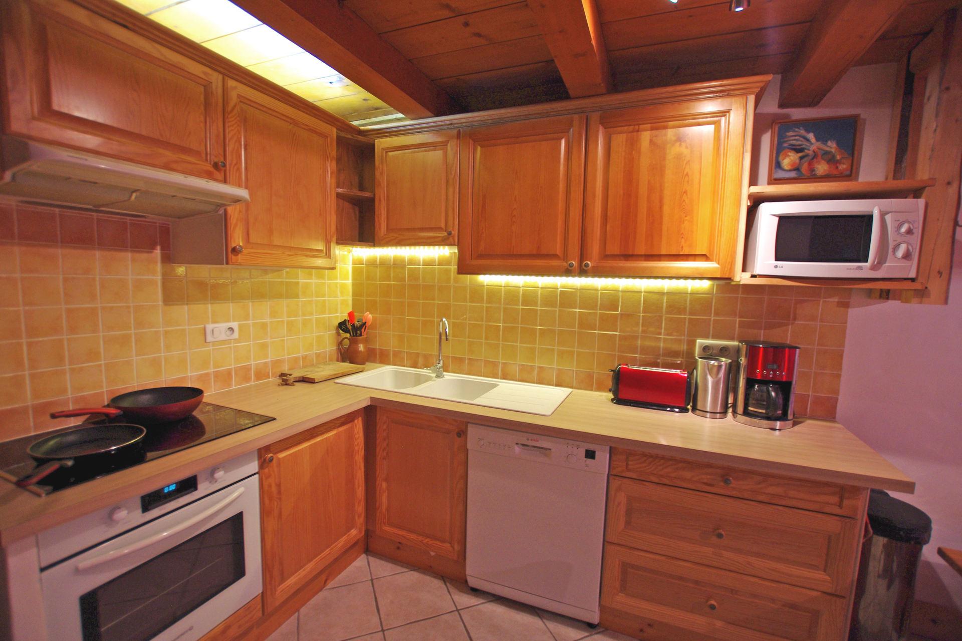 location-appartement-Champagny-en-Vanoise-12-personnes-2393-3-Alpissime location-appartement-Champagny-en-Vanoise-12-personnes-2393-3-Alpissime