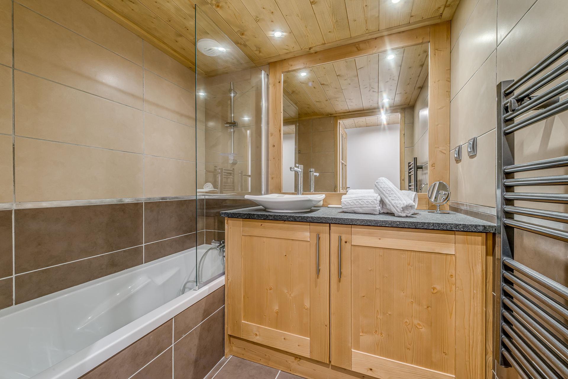 location-appartement-Champagny-en-Vanoise-6-personnes-2415-5-Alpissime location-appartement-Champagny-en-Vanoise-6-personnes-2415-5-Alpissime