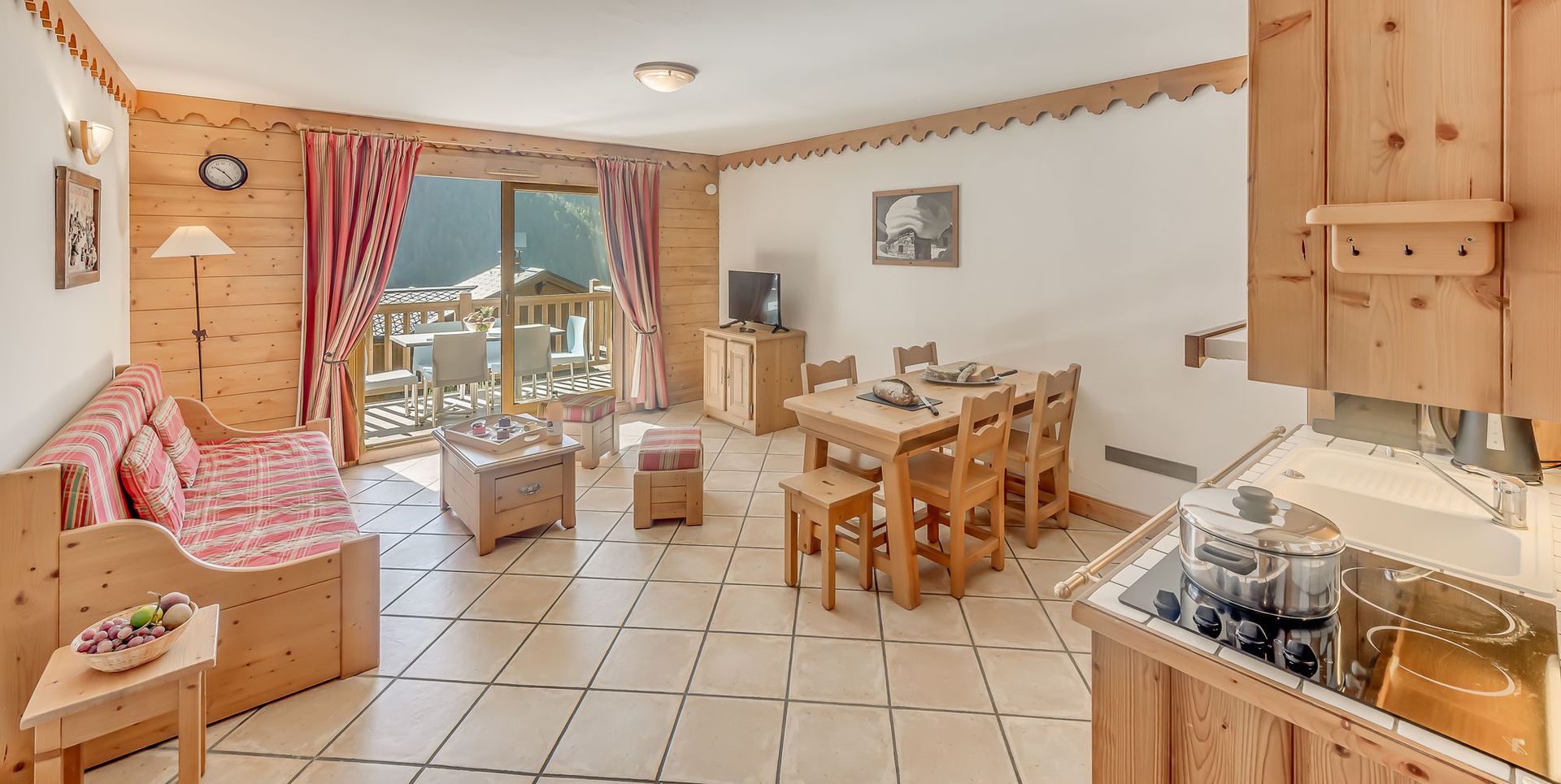 location-appartement-Champagny-en-Vanoise-6-personnes-2427-1-Alpissime location-appartement-Champagny-en-Vanoise-6-personnes-2427-1-Alpissime