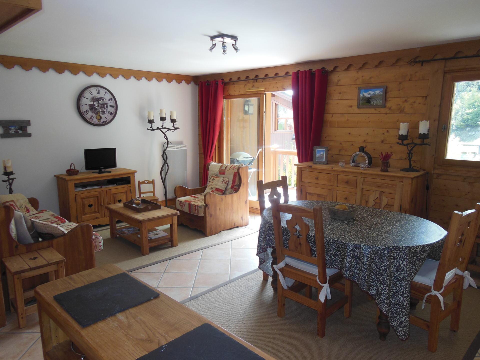 location-appartement-Champagny-en-Vanoise-6-personnes-2432-2-Alpissime
