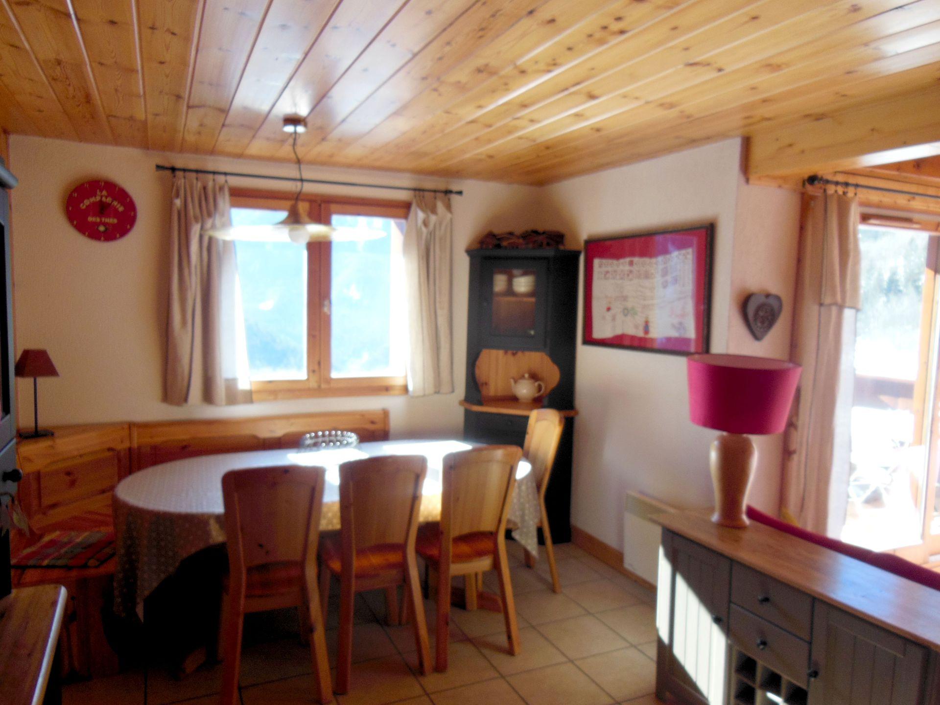 location-appartement-Champagny-en-Vanoise-6-personnes-2433-2-Alpissime location-appartement-Champagny-en-Vanoise-6-personnes-2433-2-Alpissime