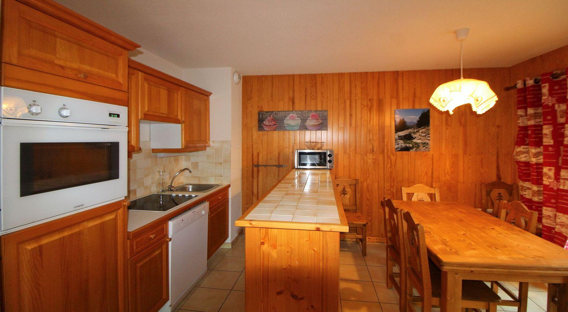location-appartement-Champagny-en-Vanoise-8-personnes-2448-5-Alpissime