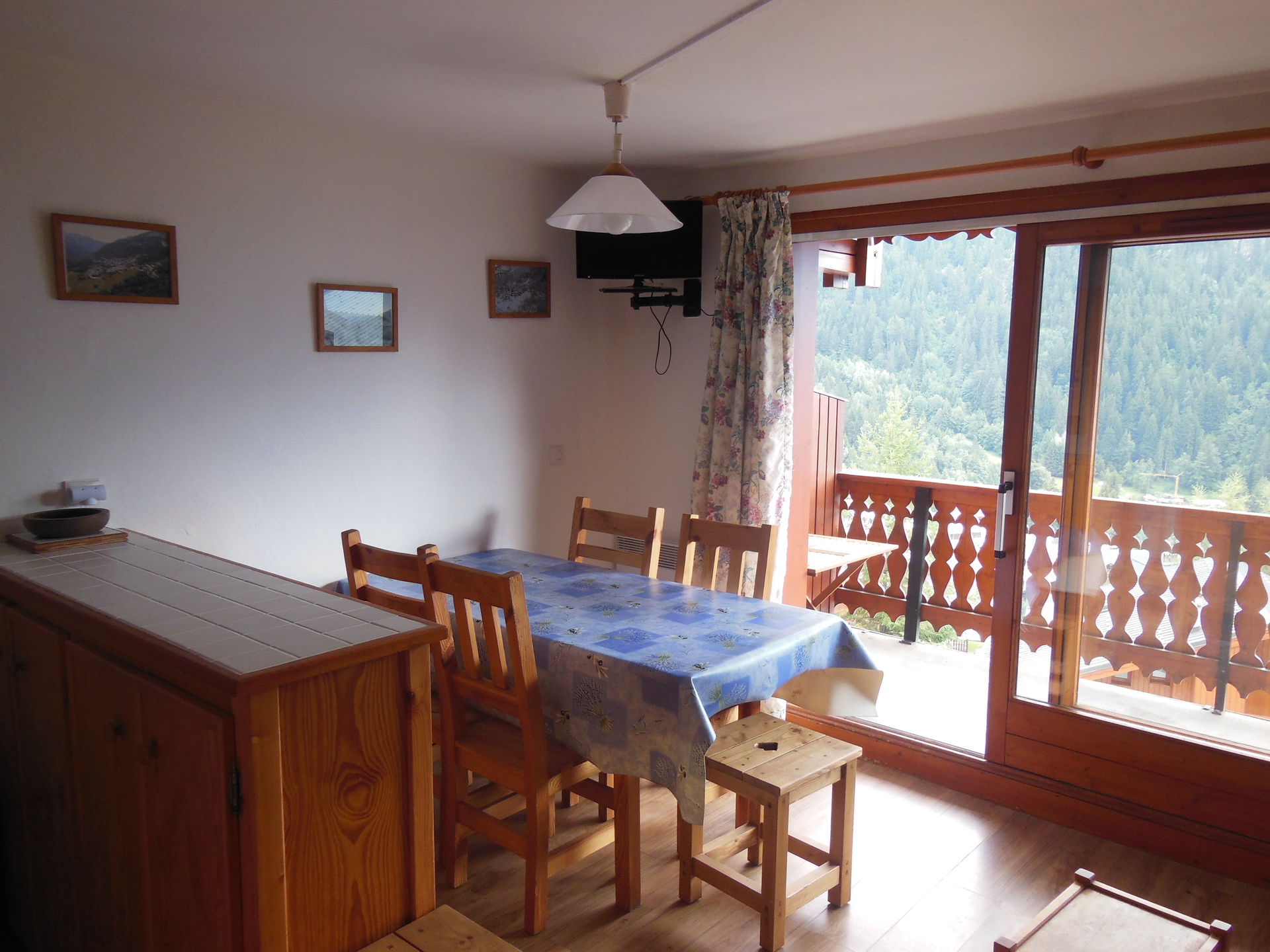 location-appartement-Champagny-en-Vanoise-6-personnes-2459-1-Alpissime location-appartement-Champagny-en-Vanoise-6-personnes-2459-1-Alpissime