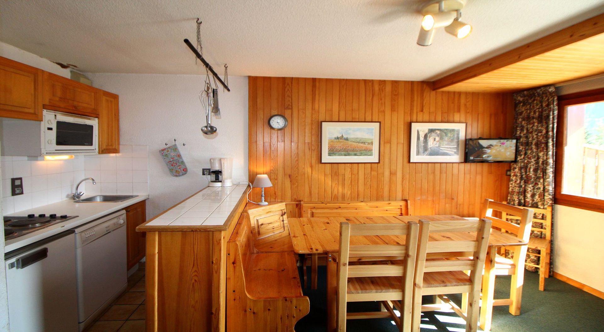 location-appartement-Champagny-en-Vanoise-6-personnes-2475-2-Alpissime