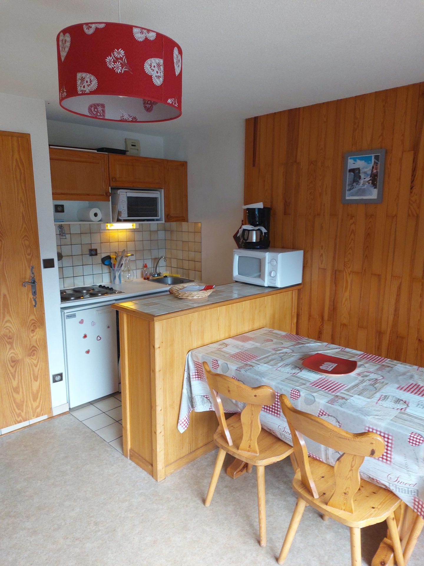 location-appartement-Champagny-en-Vanoise-5-personnes-2479-2-Alpissime