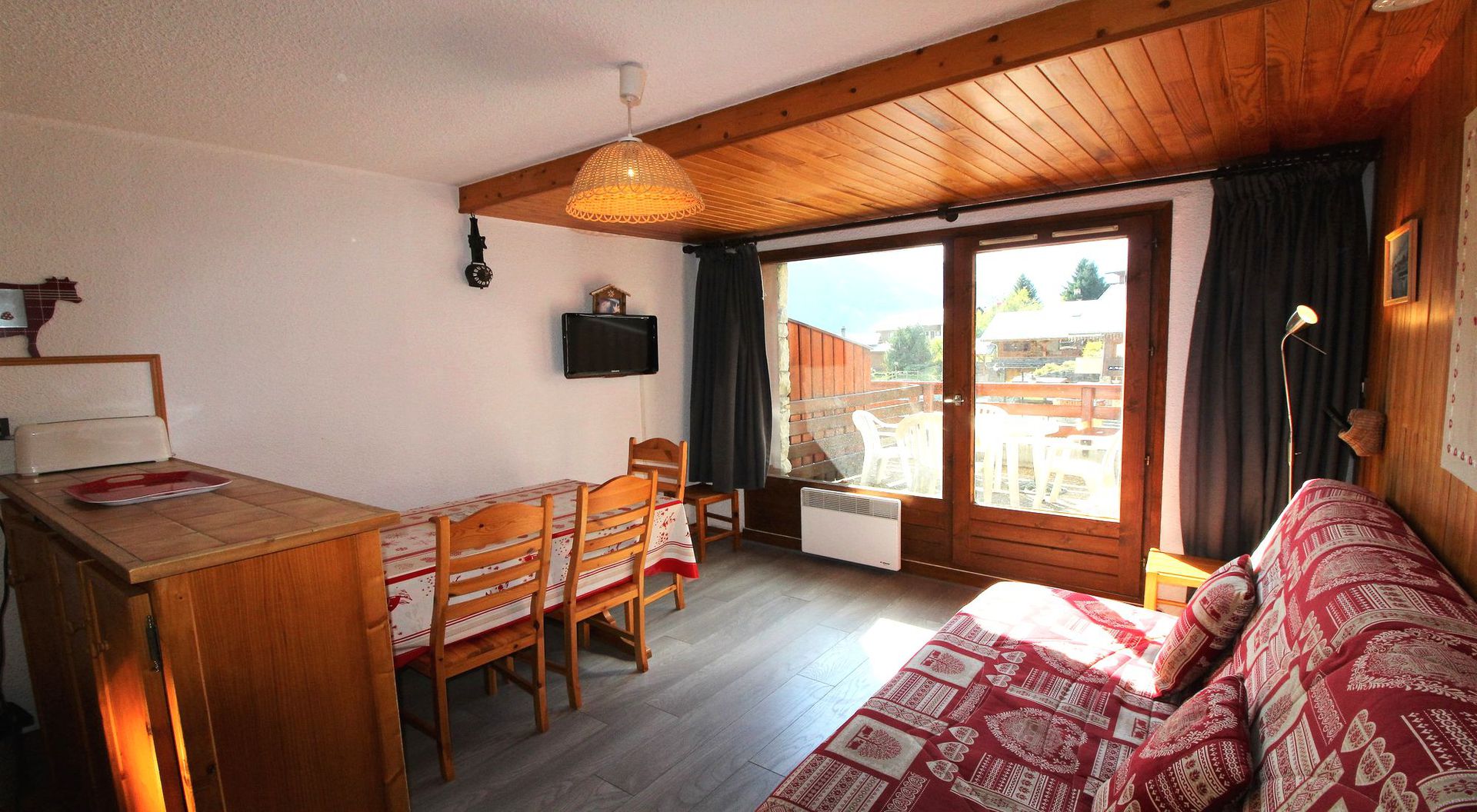 location-appartement-Champagny-en-Vanoise-5-personnes-2483-1-Alpissime location-appartement-Champagny-en-Vanoise-5-personnes-2483-1-Alpissime
