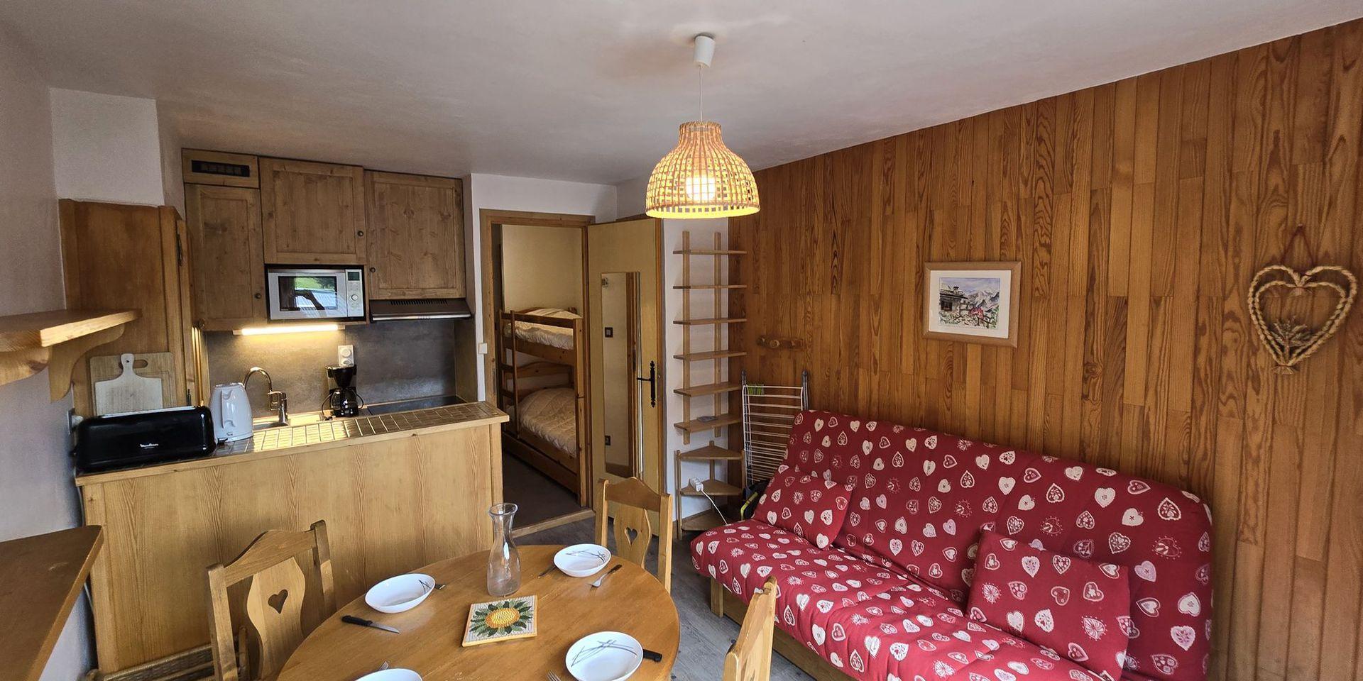 location-studio-Champagny-en-Vanoise-4-personnes-2498-5-Alpissime location-studio-Champagny-en-Vanoise-4-personnes-2498-5-Alpissime