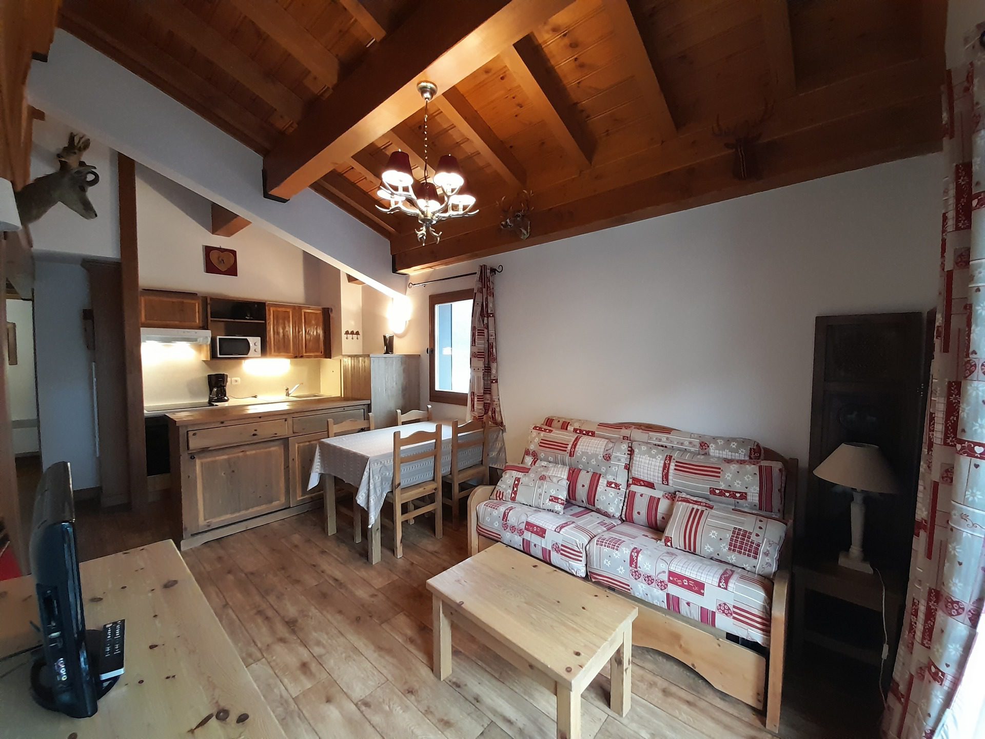 location-appartement-Aussois-6-personnes-2572-1-Alpissime location-appartement-Aussois-6-personnes-2572-1-Alpissime