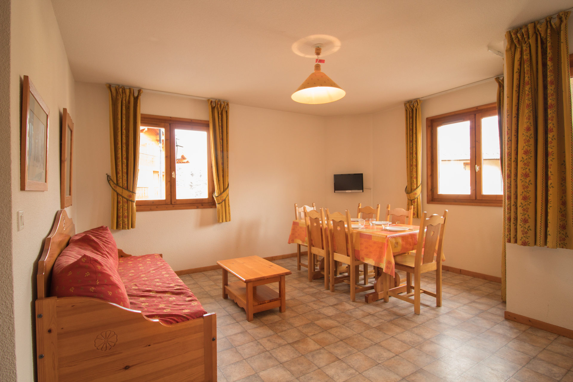 location-appartement-Aussois-6-personnes-2669-1-Alpissime location-appartement-Aussois-6-personnes-2669-1-Alpissime
