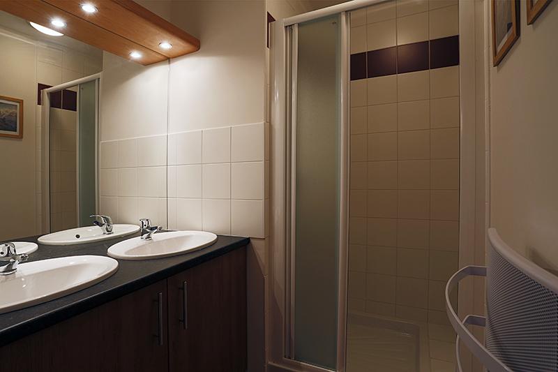 location-appartement-Peyresourde-8-personnes-2730-4-Alpissime location-appartement-Peyresourde-8-personnes-2730-4-Alpissime