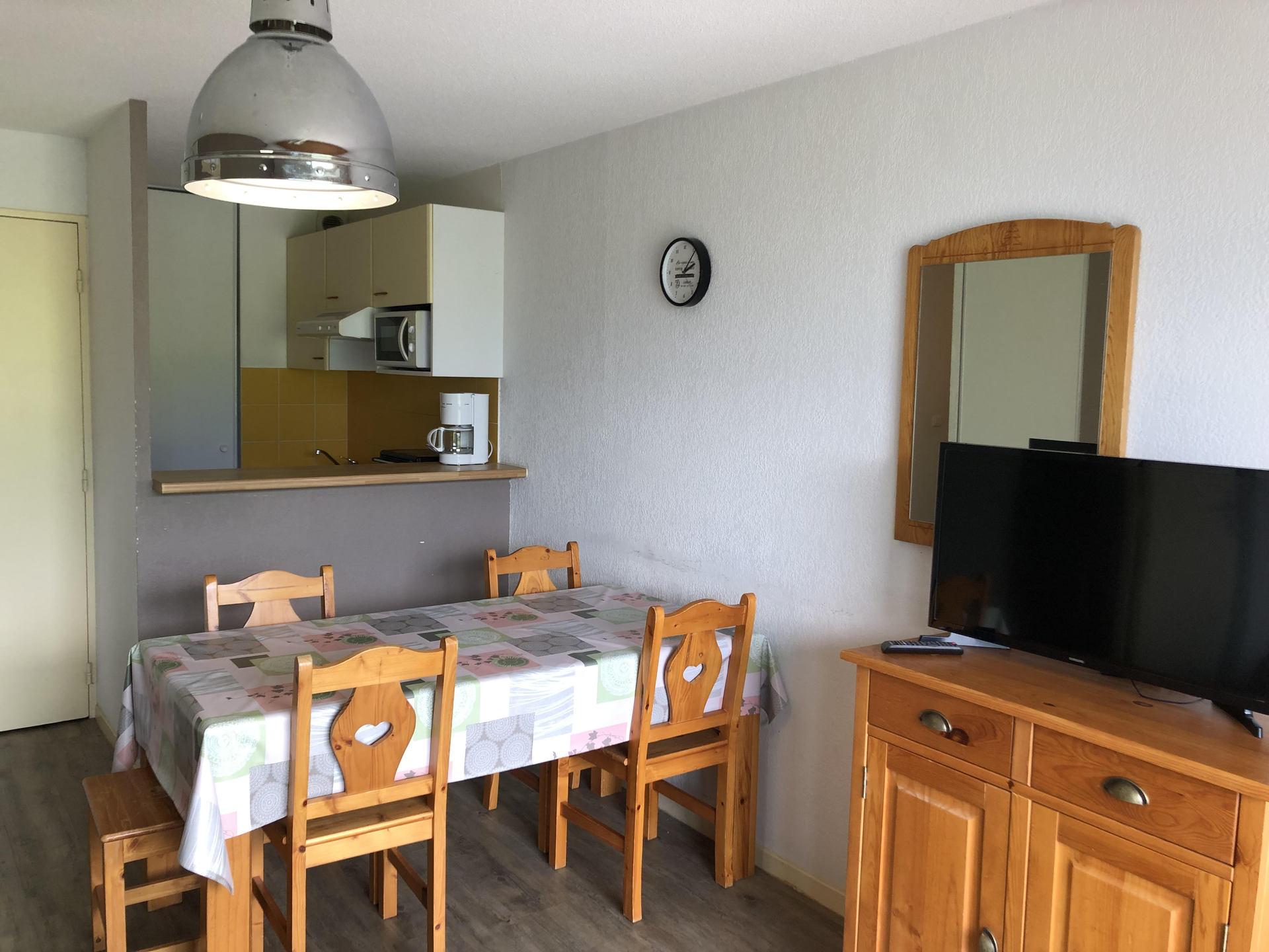location-appartement-Peyresourde-6-personnes-2737-2-Alpissime