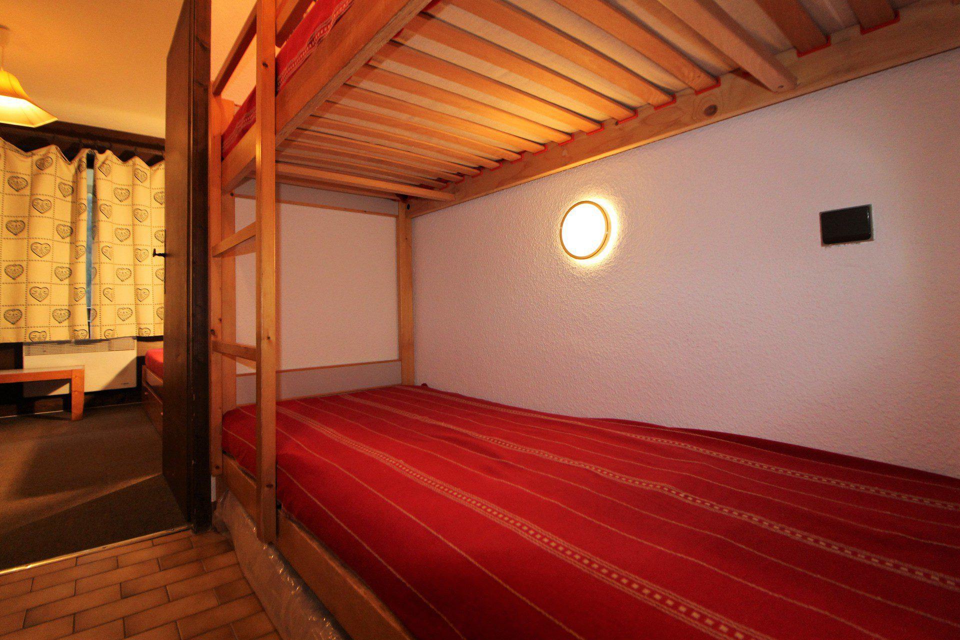 location-studio-Champagny-en-Vanoise-3-personnes-3018-5-Alpissime location-studio-Champagny-en-Vanoise-3-personnes-3018-5-Alpissime