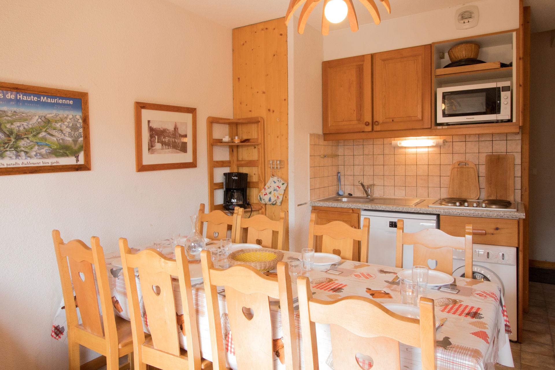 location-appartement-Aussois-8-personnes-3100-3-Alpissime location-appartement-Aussois-8-personnes-3100-3-Alpissime
