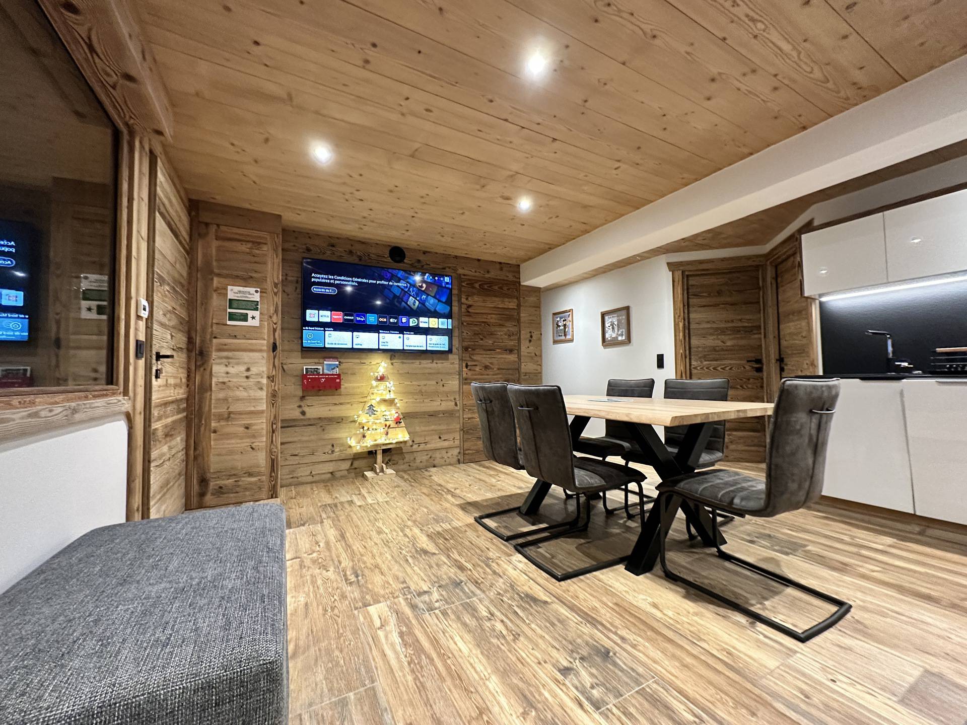location-appartement-Notre-Dame-de-Bellecombe-1150-6-personnes-3195-1-Alpissime location-appartement-Notre-Dame-de-Bellecombe-1150-6-personnes-3195-1-Alpissime