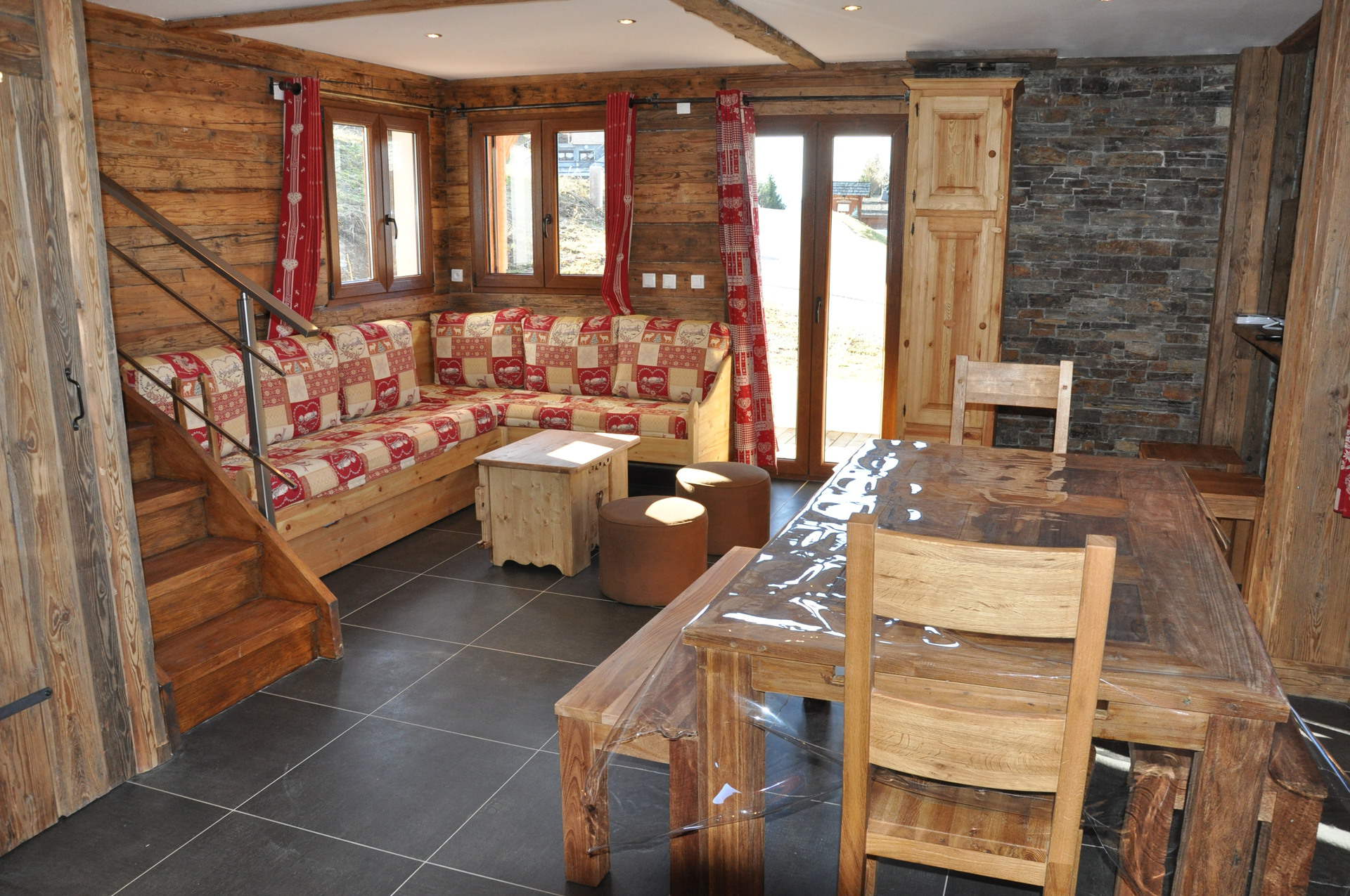 location-chalet-Crest-Voland-8-personnes-3237-1-Alpissime location-chalet-Crest-Voland-8-personnes-3237-1-Alpissime