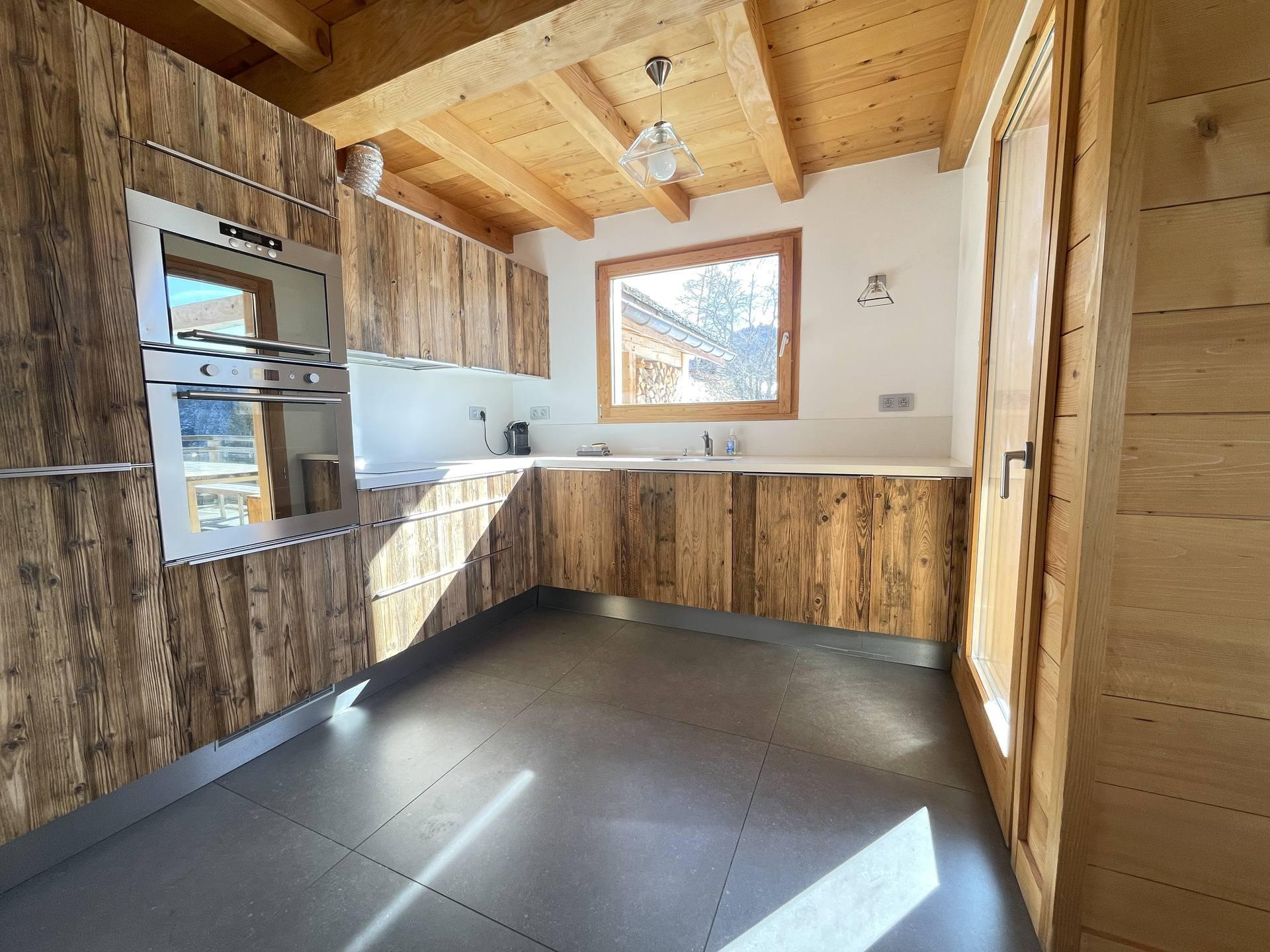 location-chalet-Notre-Dame-de-Bellecombe-10-personnes-3393-5-Alpissime